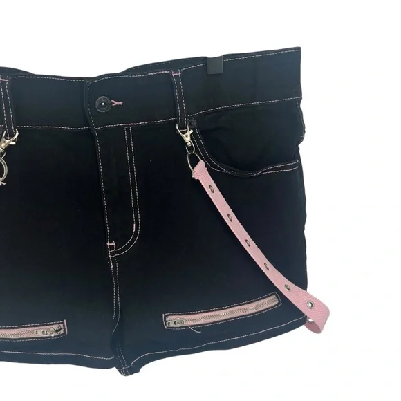 Hot Topic Black & Pink Suspender Shorts - Picture 5 of 8